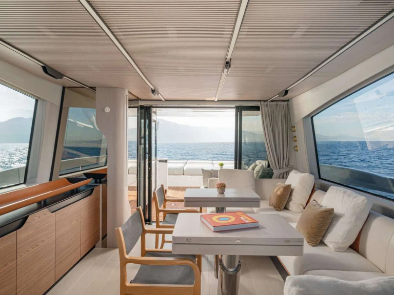 Ein Azimut ALE II mieten in Castellammare di Stabia