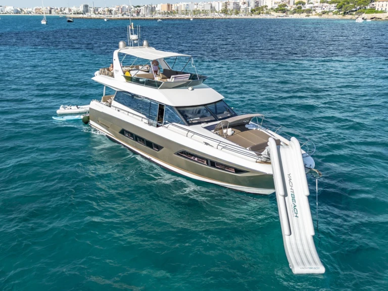Yacht mit oder ohne Skipper Prestige Yachts mieten in Neapel