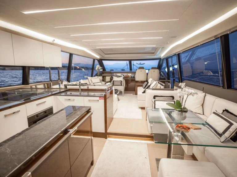 Ein Prestige Yachts Romy One mieten in Provence-Alpes-Côte d'Azur