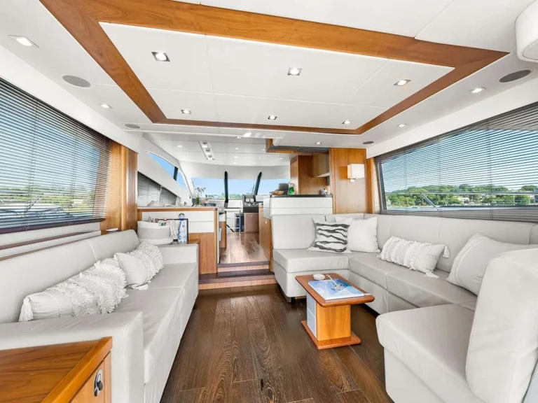 Vermietung Yacht Sunseeker mit Führerschein