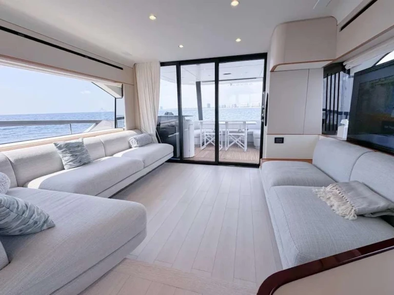 Yacht mit oder ohne Skipper Azimut mieten in Miami
