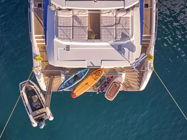 Ein Fountaine Pajot MAJESTY OF GREECE mieten in Néa Péramos