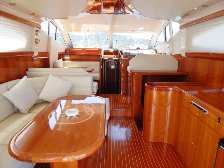 Yacht mieten in Cannigione di Arzachena zum besten Preis
