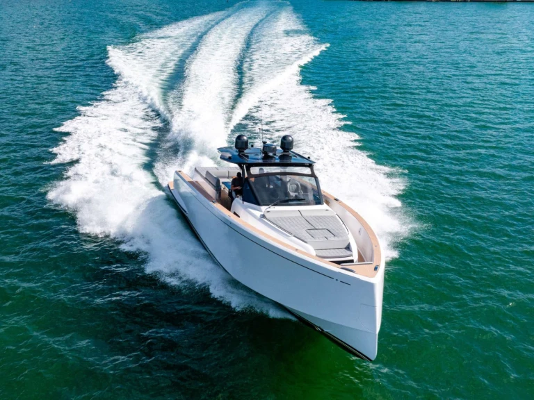 Ein Pardo Yachts Sero mieten in Montauk