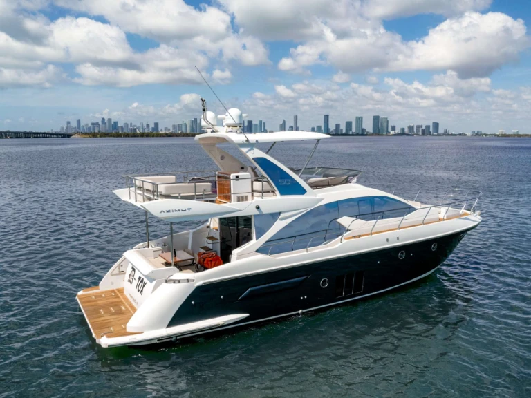 YachtCharter in Miami - Azimut D-Tox auf SamBoat
