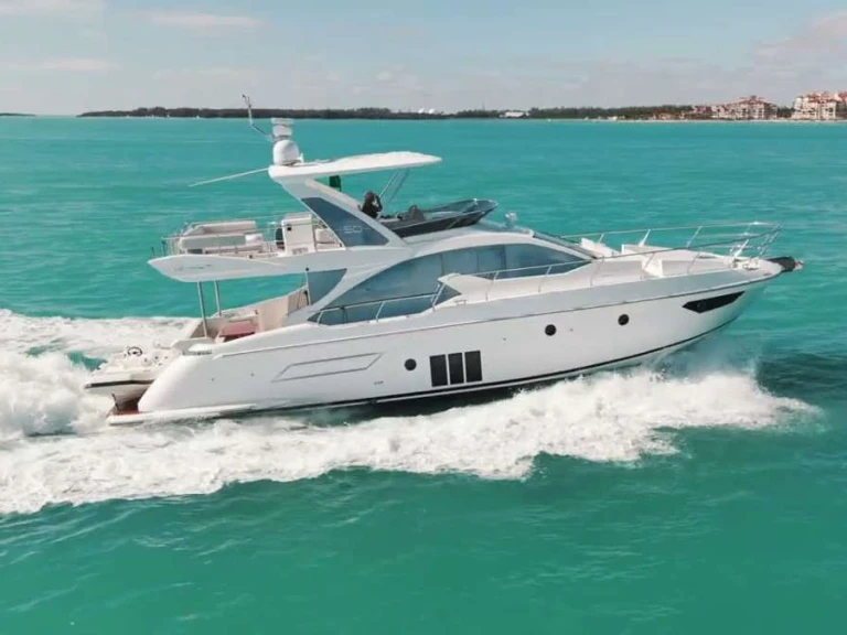 Yacht mit oder ohne Skipper Azimut mieten in Miami