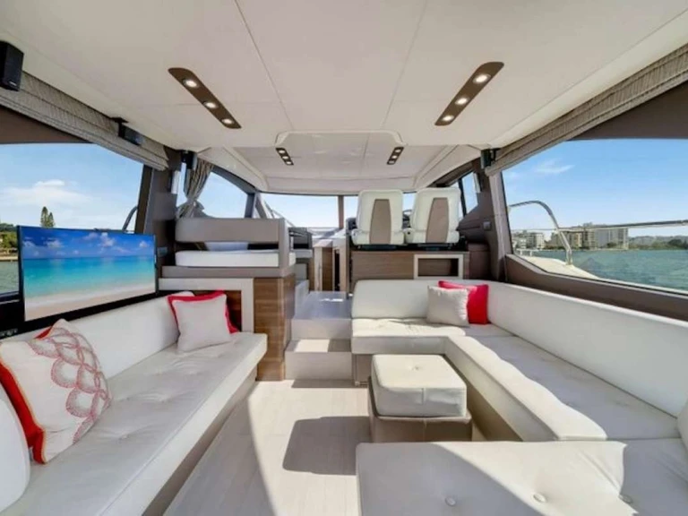 Vermietung Yacht Azimut mit Führerschein