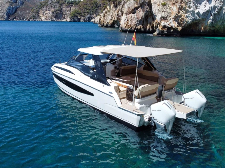 Ein Aquila Denia mieten in Ibiza