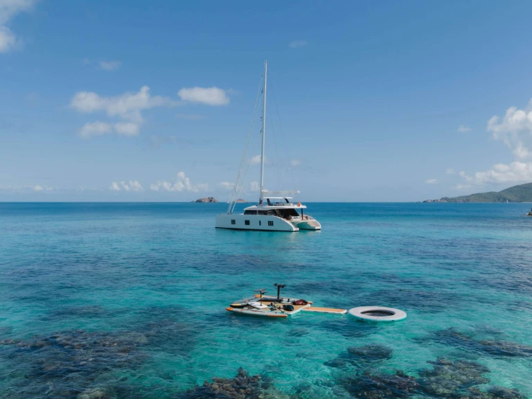Sunreef ENTRE4 mieten Canouan Island
