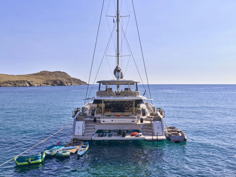 Ein Fountaine Pajot SOL MADININA mieten in Athen