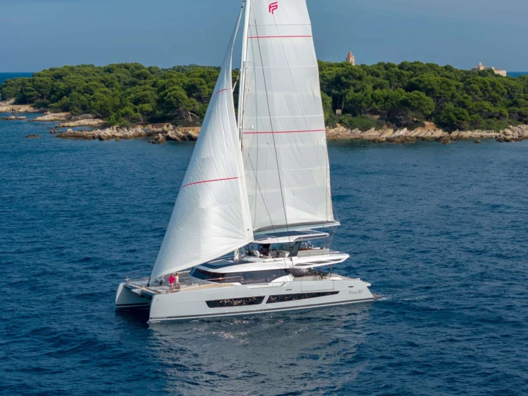 Ein Fountaine Pajot Thira 80 mieten in Karibik