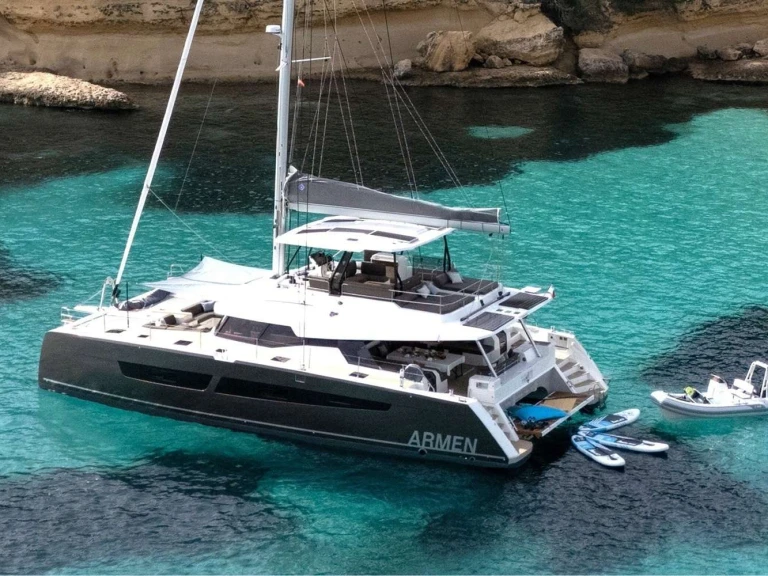 Fountaine Pajot ARMEN mieten Balearen
