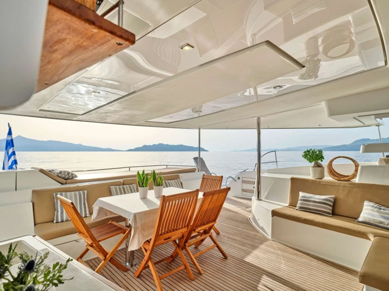 Yacht mieten in Néa Péramos - Fountaine Pajot HIGH FIVE