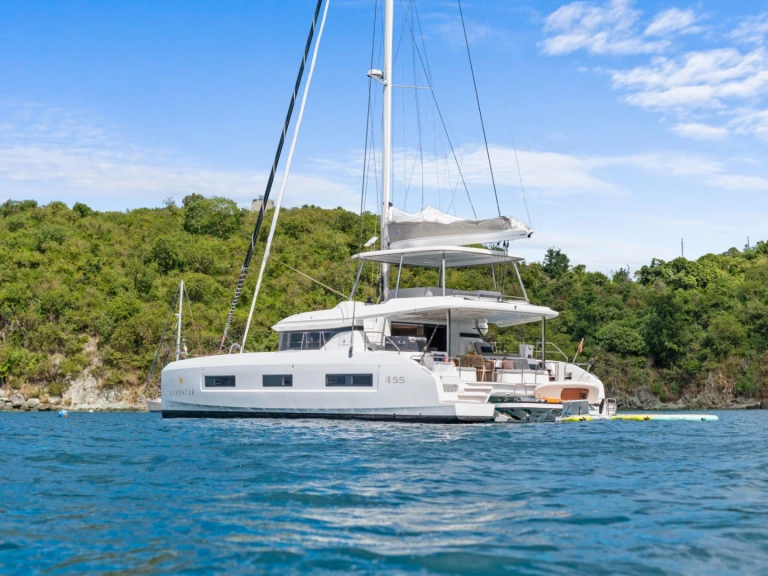 Vermietung Yacht Lagoon mit Führerschein