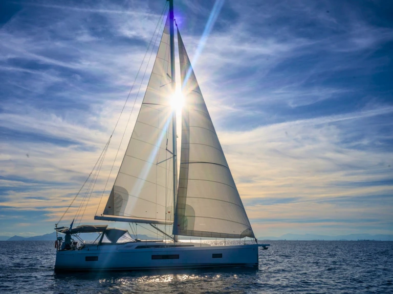 Segelboot mit oder ohne Skipper Bénéteau mieten in Álimos
