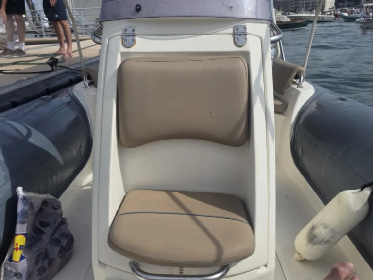 YachtCharter in Lège-Cap-Ferret - Bwa Sport 22 GT auf SamBoat