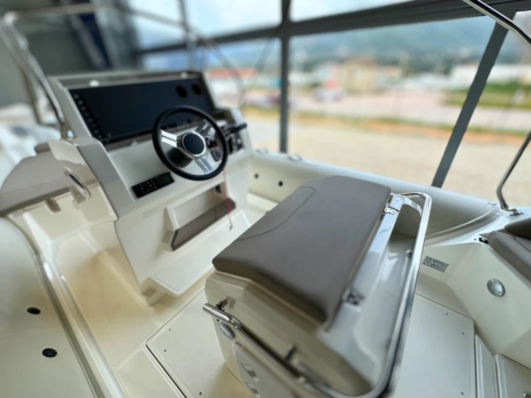 Schlauchboot mieten in Ajaccio - Lomac Lomac 850 IN