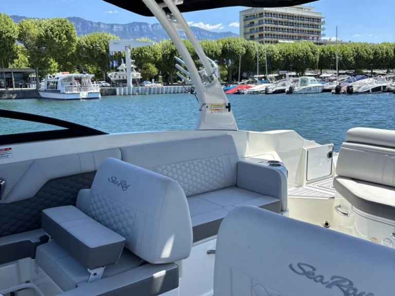 Motorboot mieten in Le Bourget-du-Lac - Sea Ray Sea Ray SDX 270