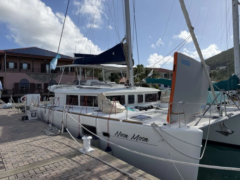 Bootsverleih Lagoon NEON MOON Tortola Samboat