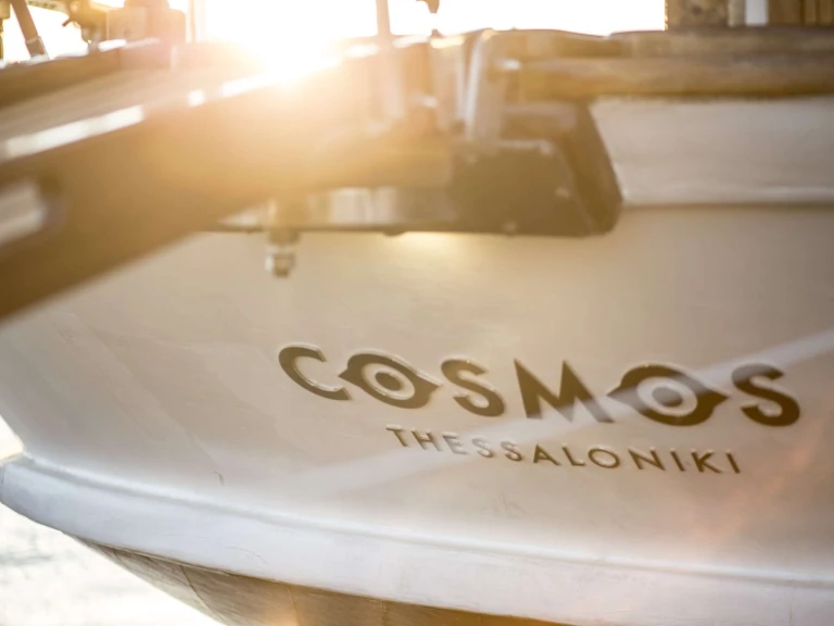 Vermietung Yacht Custom mit Führerschein