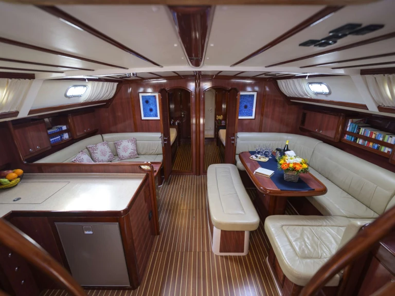 YachtCharter in Athen - Ocean Yachts MYTHOS auf SamBoat