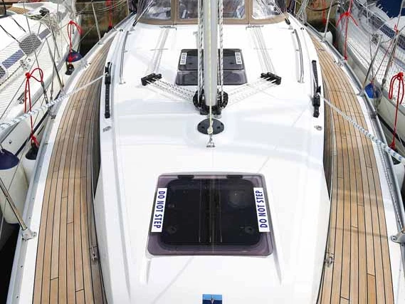 Segelboot mit oder ohne Skipper Bavaria mieten in Pula