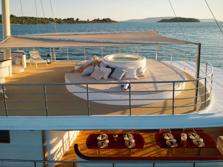 Boot mieten Split günstig Bellezza