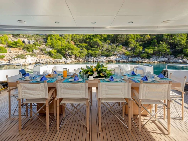 Mondomarine ZALIV III mieten Athen