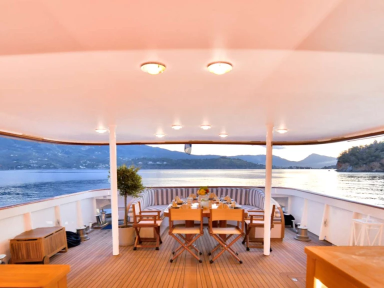 Yacht mieten in Athen - CRN Ancona SOMETHING COOL