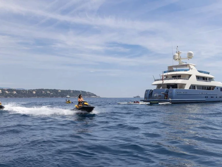 Ein Concept-Marine IRAMA mieten in Ventimiglia