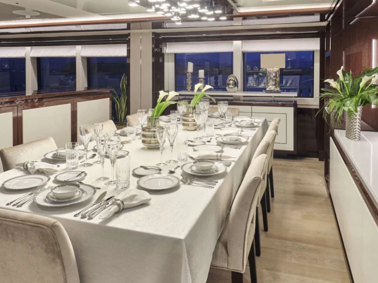 YachtCharter in Athen - Sunseeker AQUA LIBRA auf SamBoat