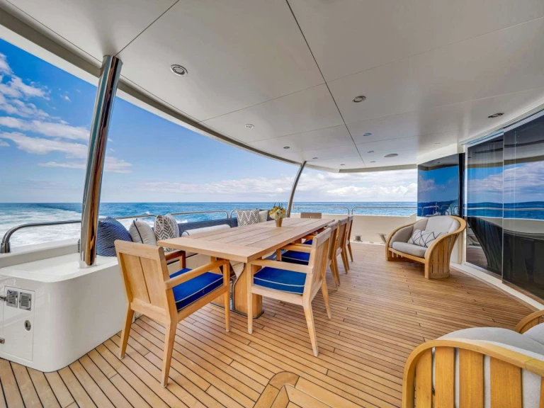 Ein Sunseeker Natural 9 mieten in Miami