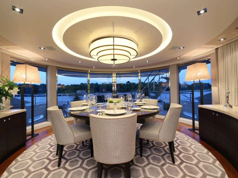 YachtCharter in Provence-Alpes-Côte d'Azur - Heesen AURELIA auf SamBoat