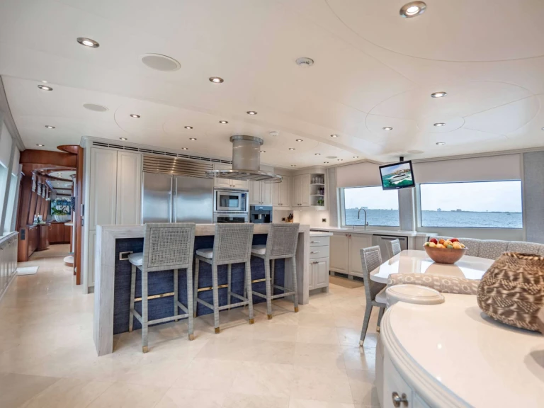 Ein Crescent RISK & REWARD mieten in Bahamas