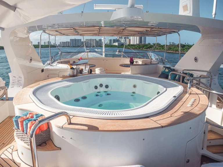 Yacht mit oder ohne Skipper Benetti mieten in Sint Maarten