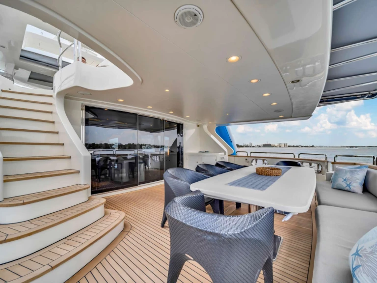 Yacht mit oder ohne Skipper Azimut mieten in Miami