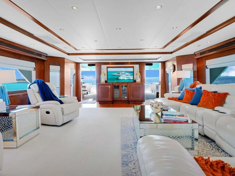Ein Hatteras ESCAPE mieten in Nassau