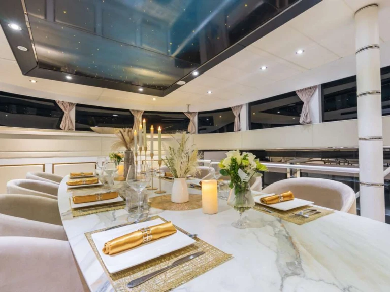 Boot mieten Aventura günstig PRIVILEGE