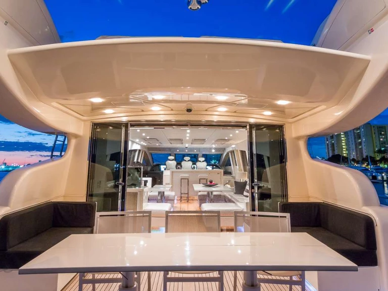 Yacht mieten in Miami zum besten Preis