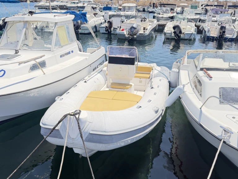 Vermietung Schlauchboot Italboats mit Führerschein