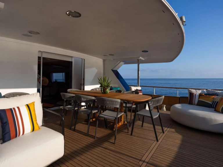 Bootsverleih Cantieri di Pisa, Italy OLGA Milazzo Samboat