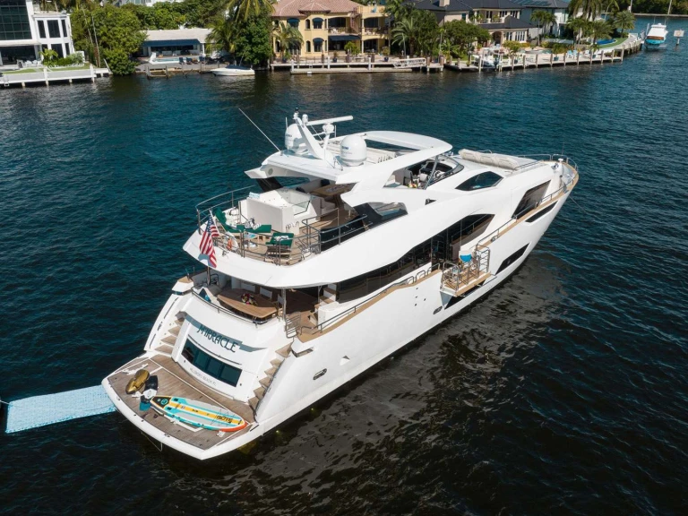 Yacht mit oder ohne Skipper Sunseeker mieten in Fort Lauderdale