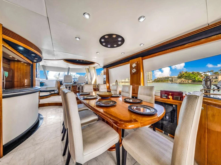 Yacht mit oder ohne Skipper Sunseeker mieten in Miami