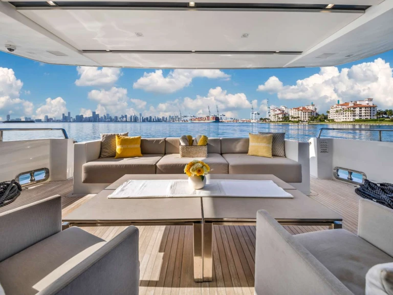 Boot mieten Miami Beach günstig Astonish