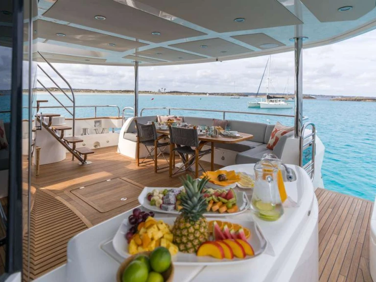 Vermietung Yacht Sunseeker mit Führerschein