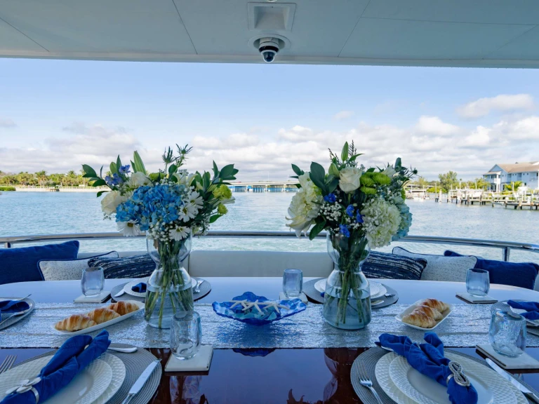 Vermietung Yacht Horizon mit Führerschein
