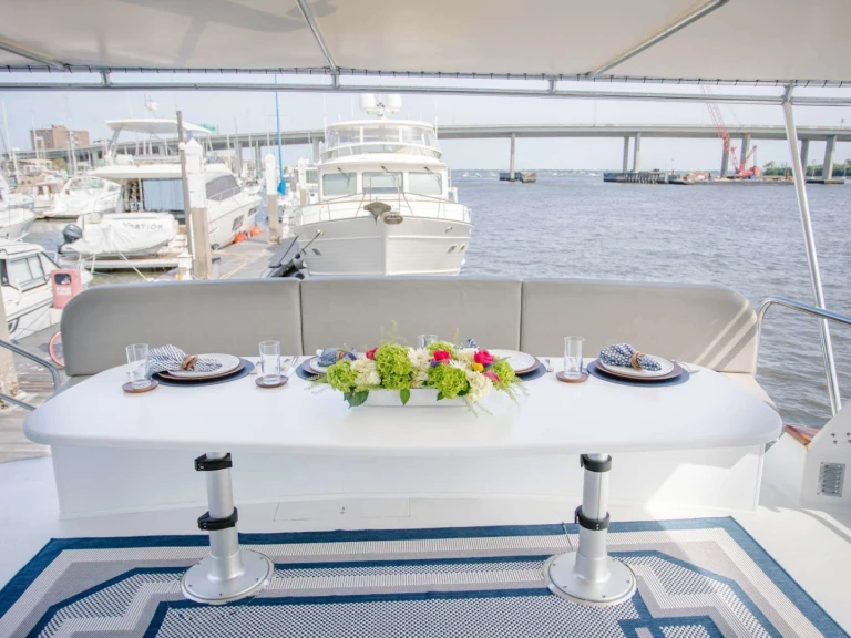 Yacht mieten in Charleston zum besten Preis