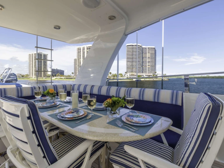 Bootsverleih CHEOY LEE WINDWARD Bahamas Samboat
