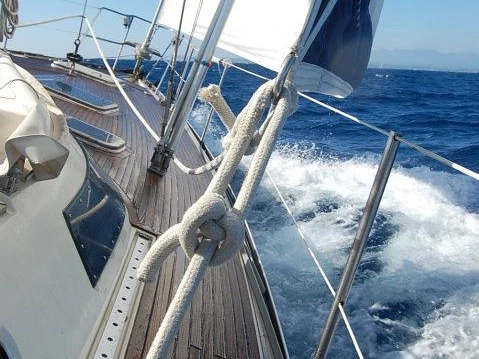 Segelboot mit oder ohne Skipper Comar mieten in Nettuno