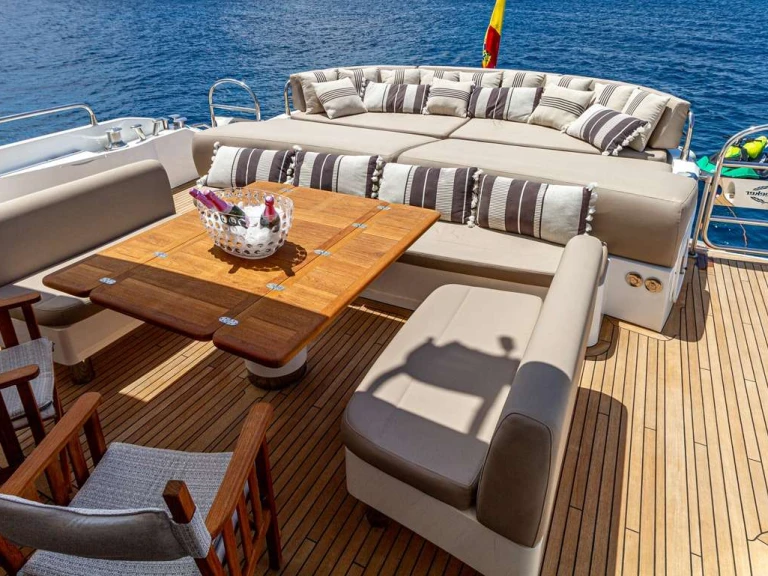 Yacht mieten in Ibiza - Sunseeker BASAD